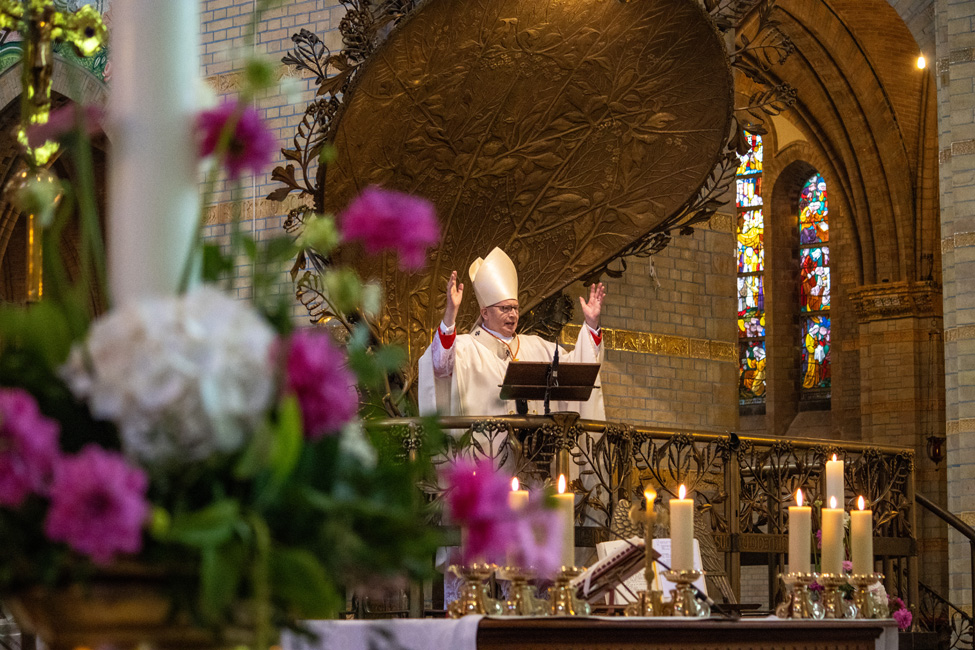 Feestelijke viering bisschoppelijke jubilea