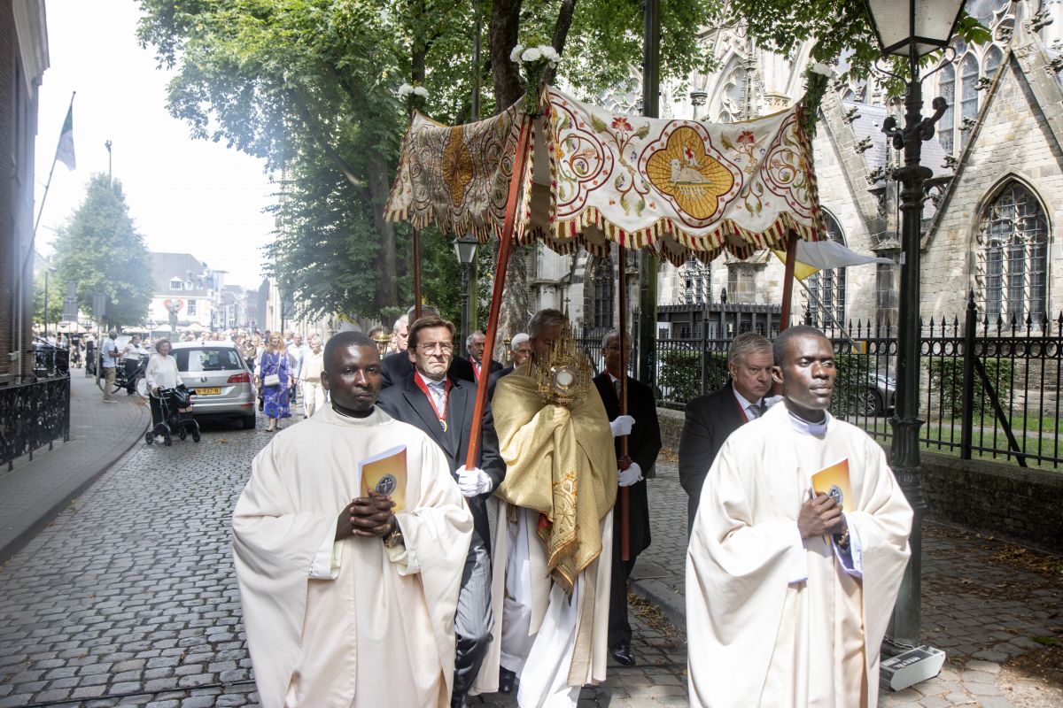 Sacramentsprocessie Sint-Jan Den Bosch Sacramentsprocessie Sint-Jan Den Bosch